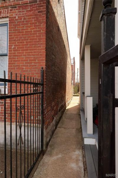 708 Ann Avenue , Saint Louis, MO 63104 Main Photo