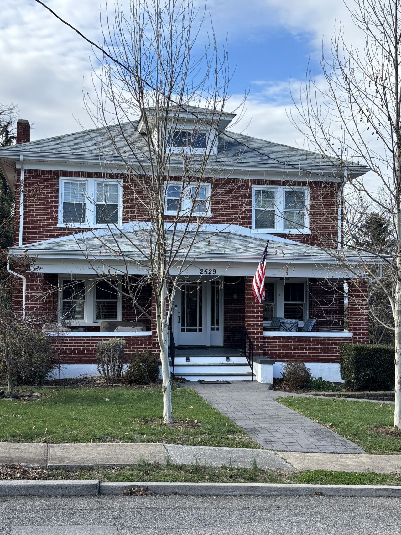 2529 Oregon Ave Sw, Roanoke, VA 24015 Main Photo