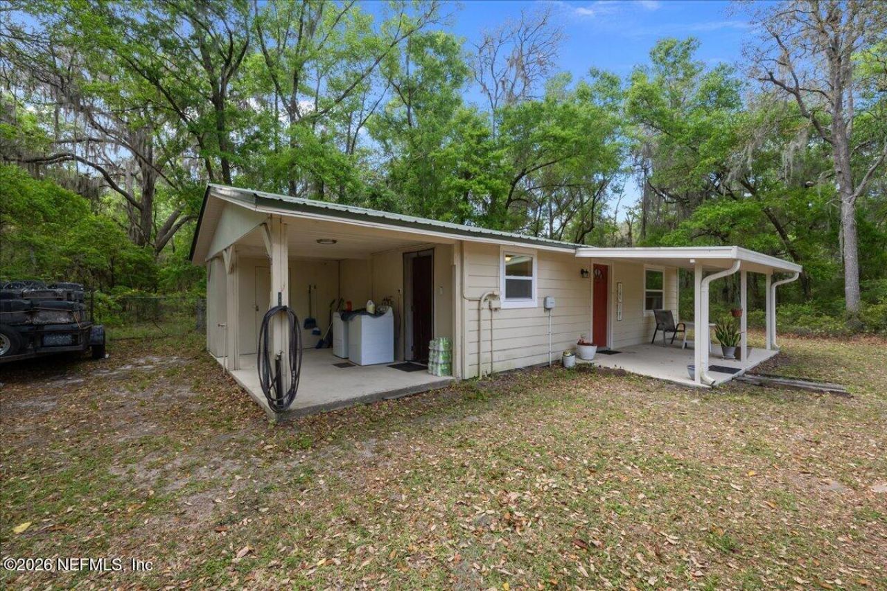 111 Holly Drive, Unit 1, Florahome, FL 32140 Photo