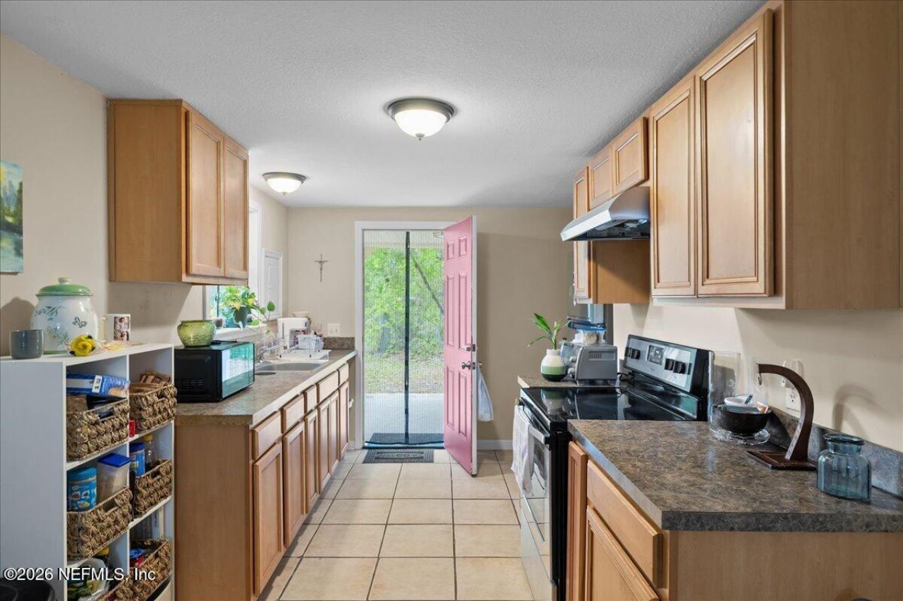 111 Holly Drive, Unit 1, Florahome, FL 32140 Photo