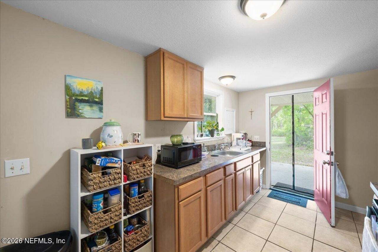 111 Holly Drive, Unit 1, Florahome, FL 32140 Photo