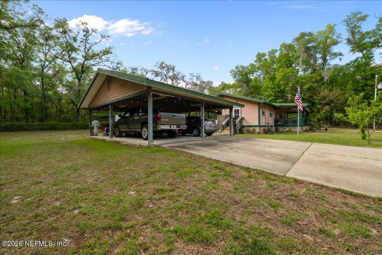 111 Holly Drive, Unit 1, Florahome, FL 32140 Photo