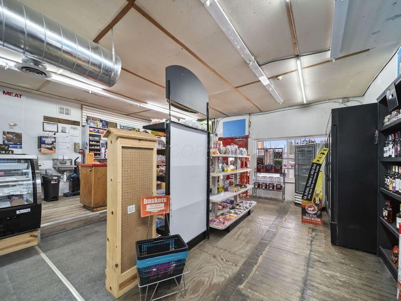 210 W 3rd Street, Waverly, OH 45690 Photo 14