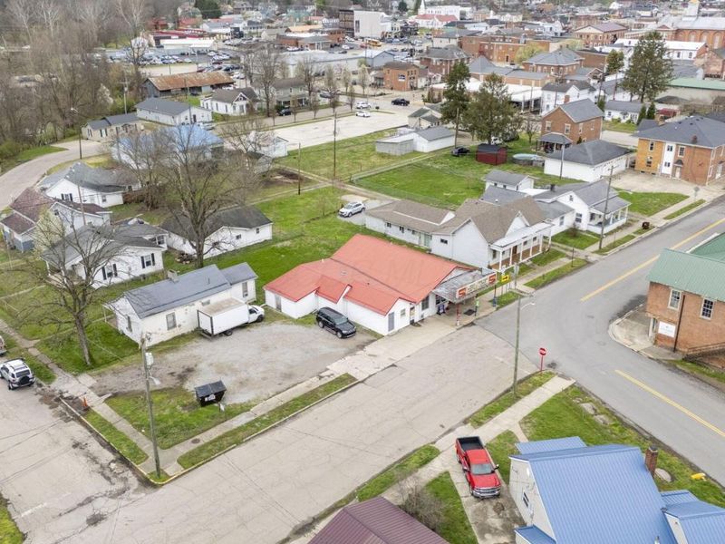 210 W 3rd Street, Waverly, OH 45690 Photo 17