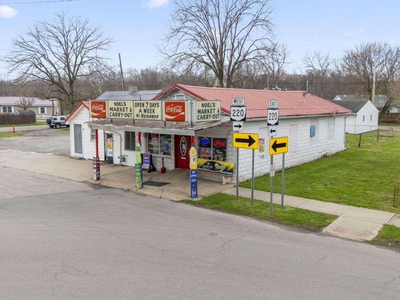 210 W 3rd Street, Waverly, OH 45690 Photo 2