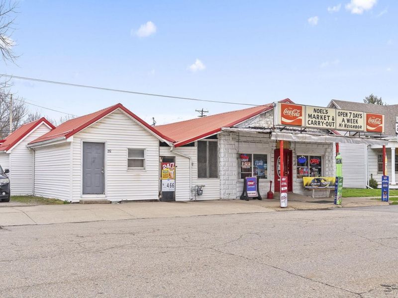 210 W 3rd Street, Waverly, OH 45690 Photo 4