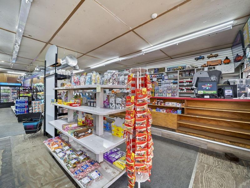 210 W 3rd Street, Waverly, OH 45690 Photo 9