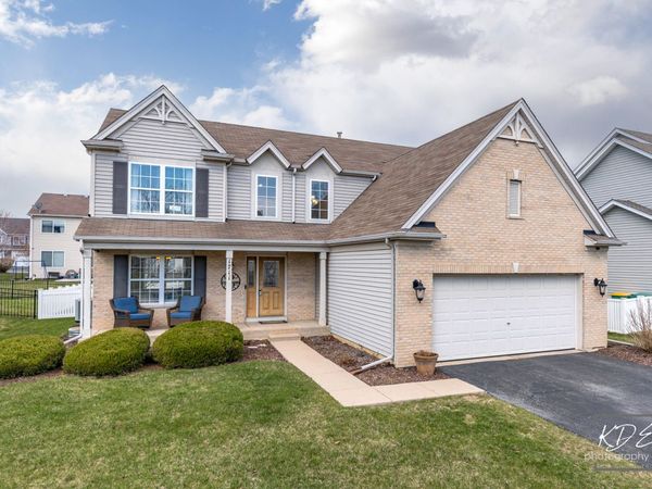 1711 Red Maple Drive , Plainfield, IL 60586