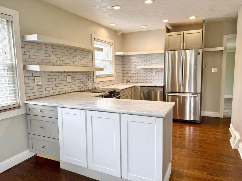 305 Danhurst Road, Columbus, OH 43228 Photo 11