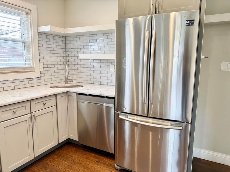 305 Danhurst Road, Columbus, OH 43228 Photo 12