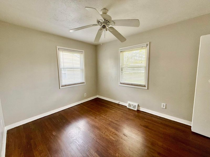 305 Danhurst Road, Columbus, OH 43228 Photo 19