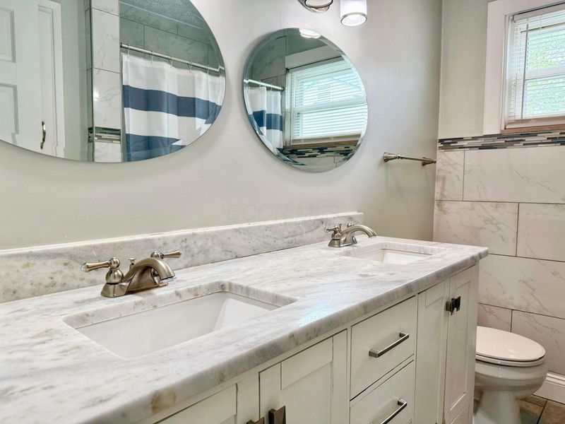 305 Danhurst Road, Columbus, OH 43228 Photo 22