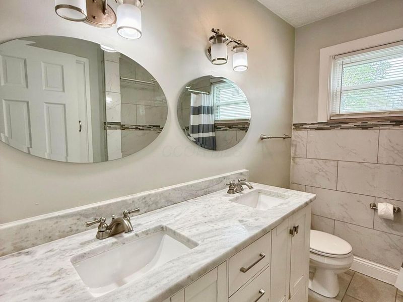 305 Danhurst Road, Columbus, OH 43228 Photo 24