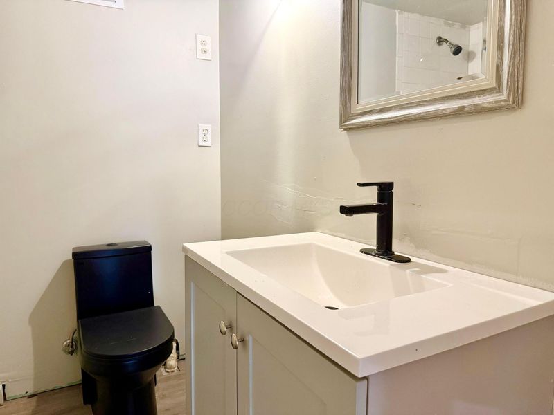 305 Danhurst Road, Columbus, OH 43228 Photo 35