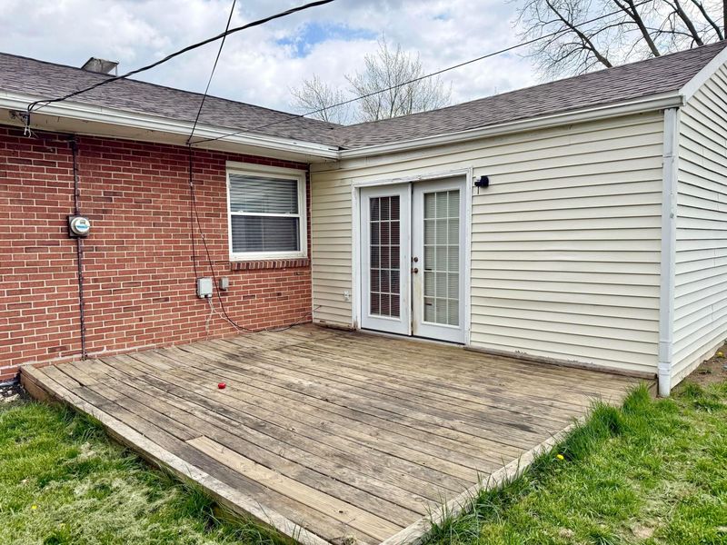 305 Danhurst Road, Columbus, OH 43228 Photo 36