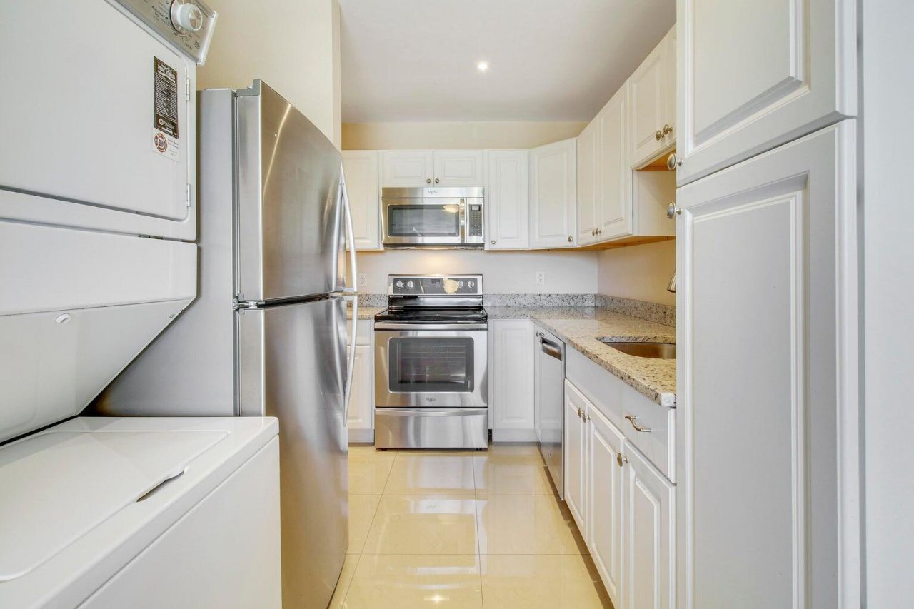 2730 SW 13th Street, Unit 203, Delray Beach, FL 33445 Photo