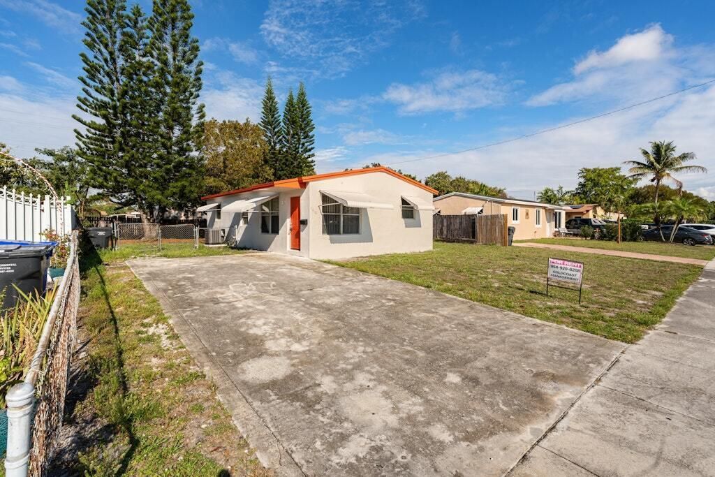 1410 N 69th Avenue, Hollywood, FL 33024 Photo