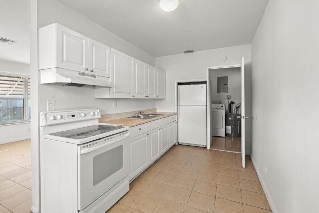 1410 N 69th Avenue, Hollywood, FL 33024 Photo