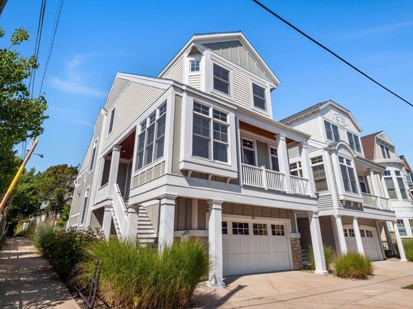 57 N Shore Drive, South Haven, MI 49090