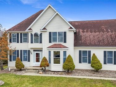 145 Barrington Road N, Horseheads, NY 14845