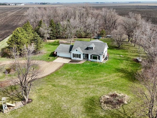 33210 810th Street, Brewster, MN 56119