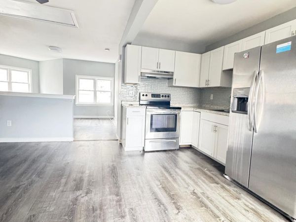 33 Pond , Naugatuck, CT 06770