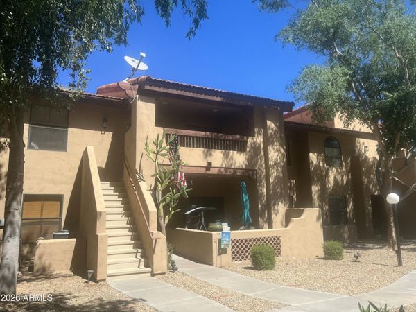 1351 N PLEASANT Drive N, Unit 2062, Chandler, AZ 85225