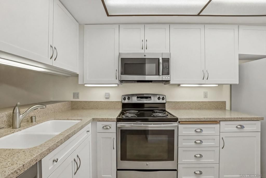 3130 Avenida De Portugal, Unit 102, San Diego, CA 92106 Main Photo