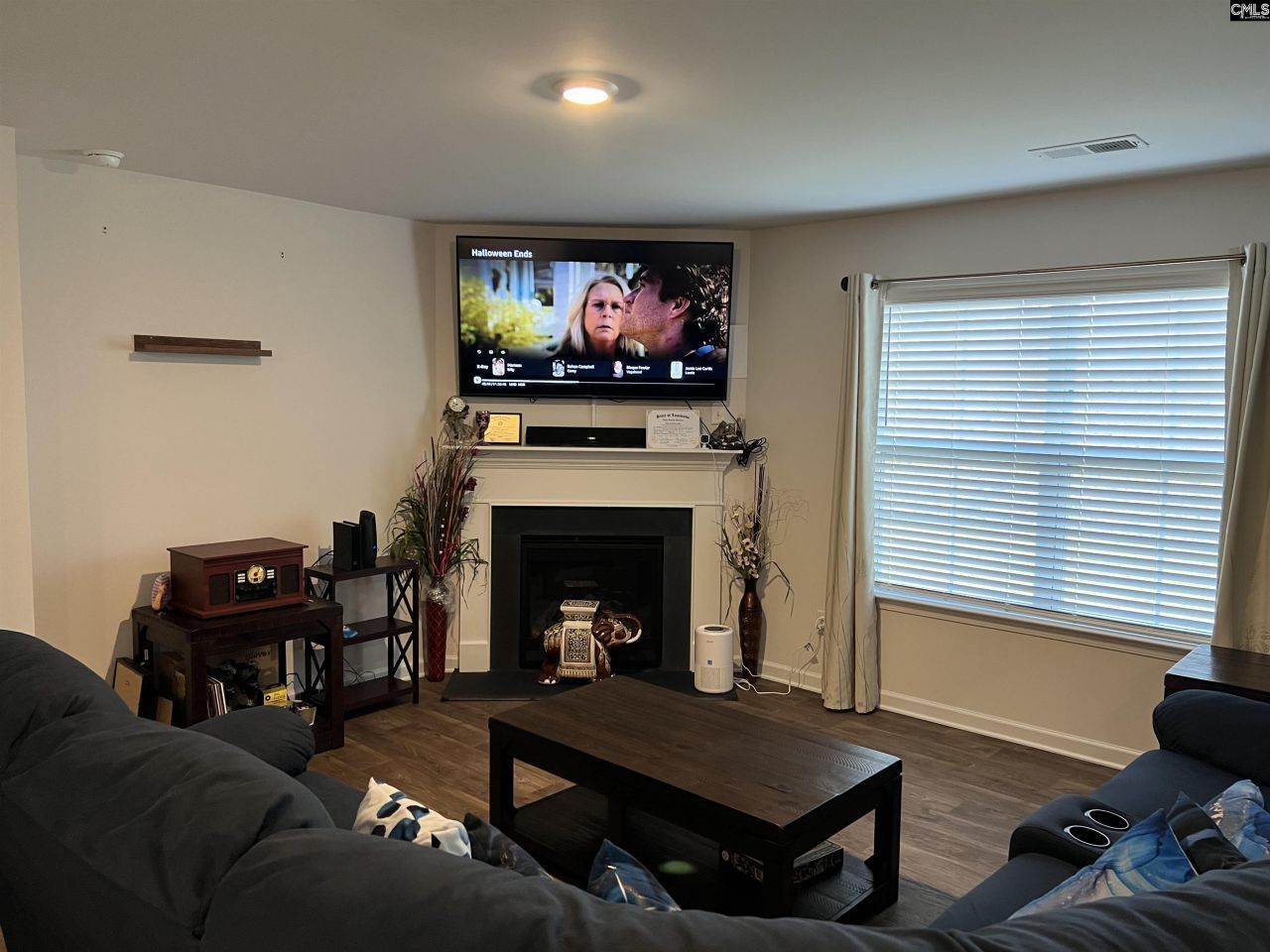 149 Rippling Way  Photo 9