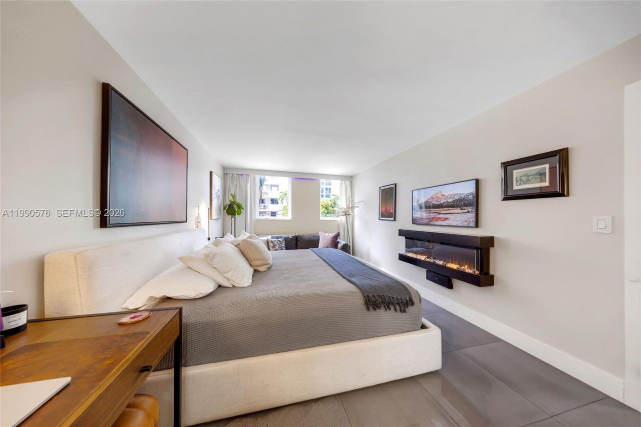 1665 Bay Rd , Unit 221, Miami Beach, FL 33139 Photo