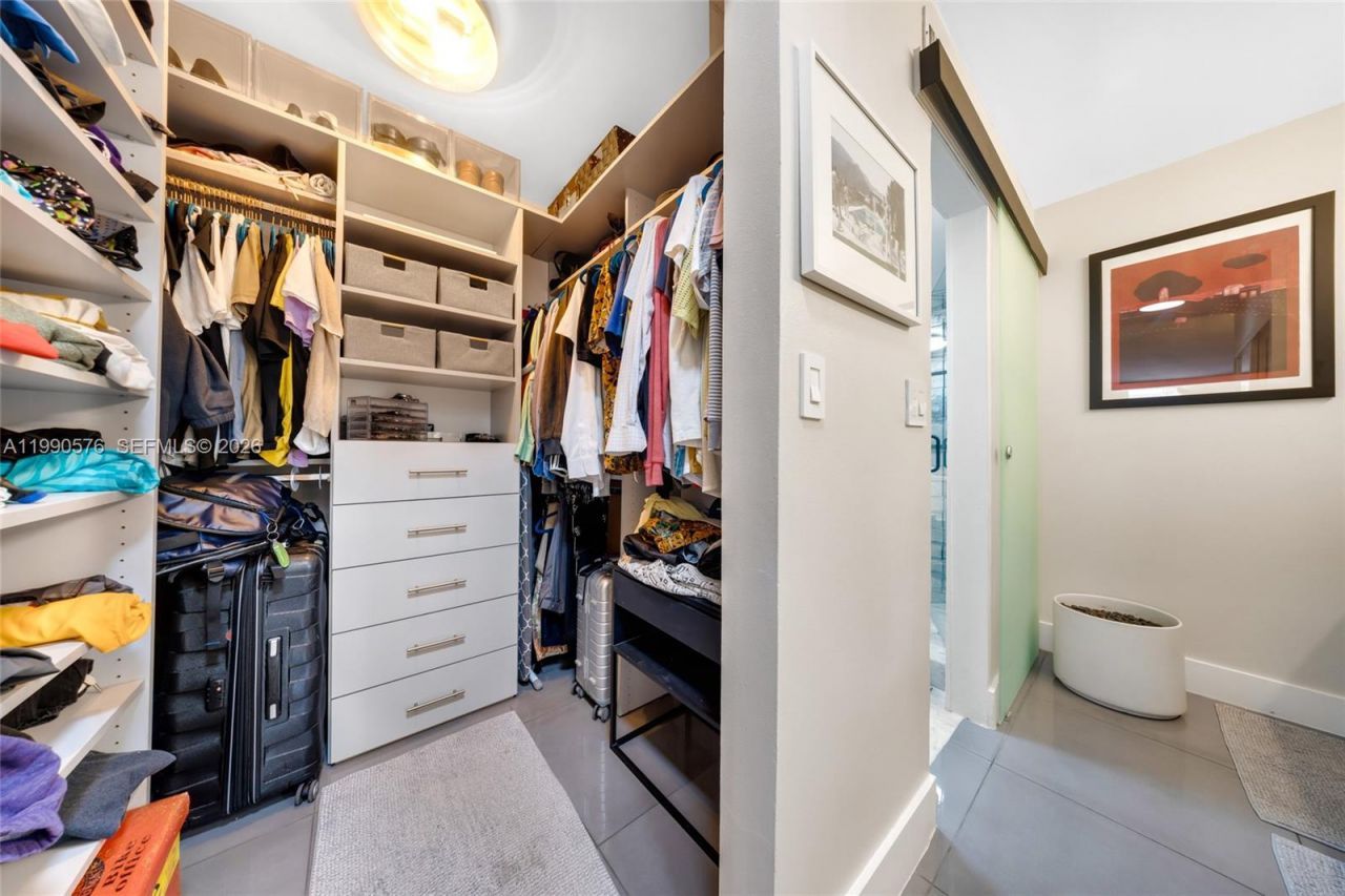 1665 Bay Rd , Unit 221, Miami Beach, FL 33139 Photo