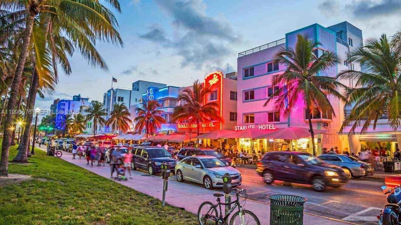 1665 Bay Rd, Unit 221, Miami Beach, FL 33139 Photo