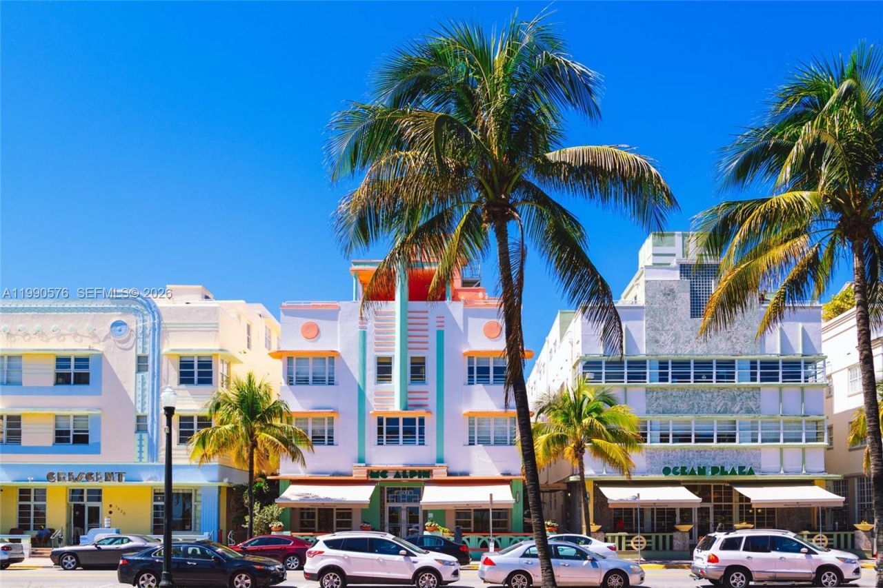 1665 Bay Rd, Unit 221, Miami Beach, FL 33139 Photo