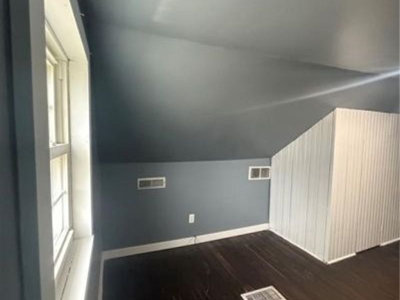 18309 Rockland Avenue, Cleveland, OH 44135 Photo 12