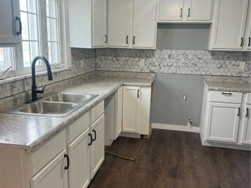 18309 Rockland Avenue, Cleveland, OH 44135 Photo 4