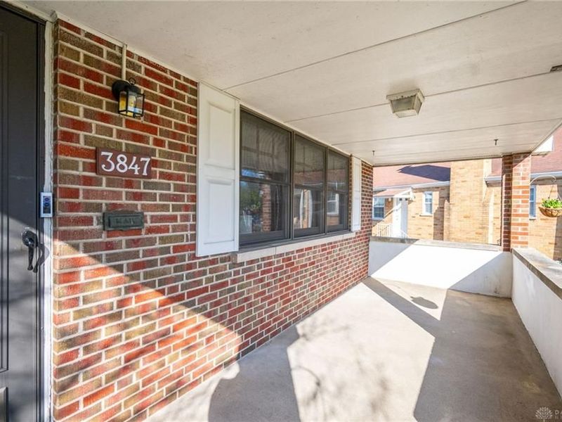 3847 Maywood Court, Cincinnati, OH 45211 Photo 4