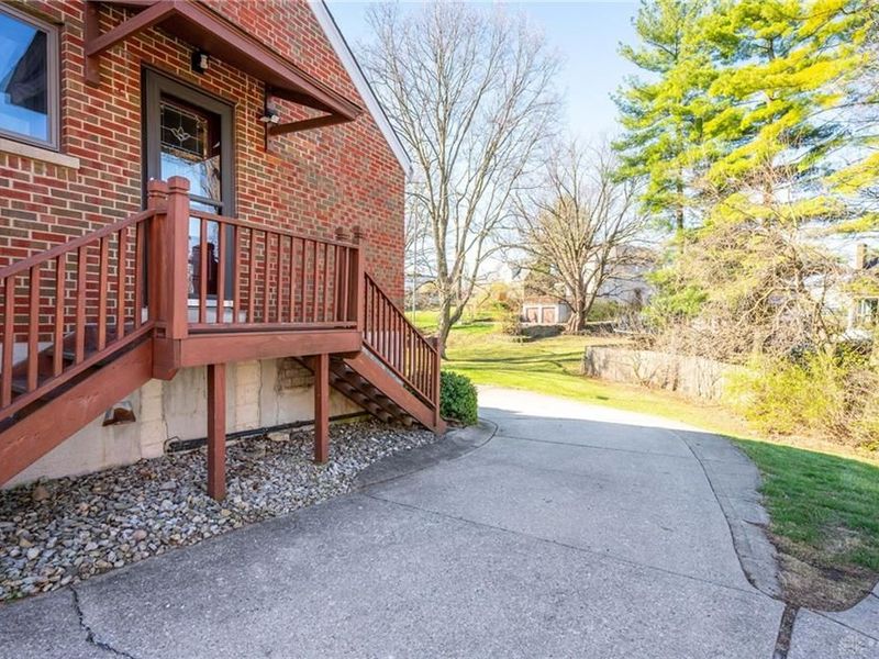 3847 Maywood Court, Cincinnati, OH 45211 Photo 5