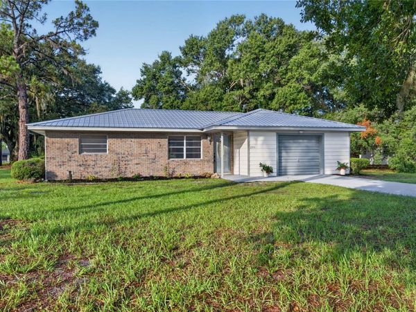 2751 PARK AVENUE, INDIAN LAKE ESTATES, FL 33855