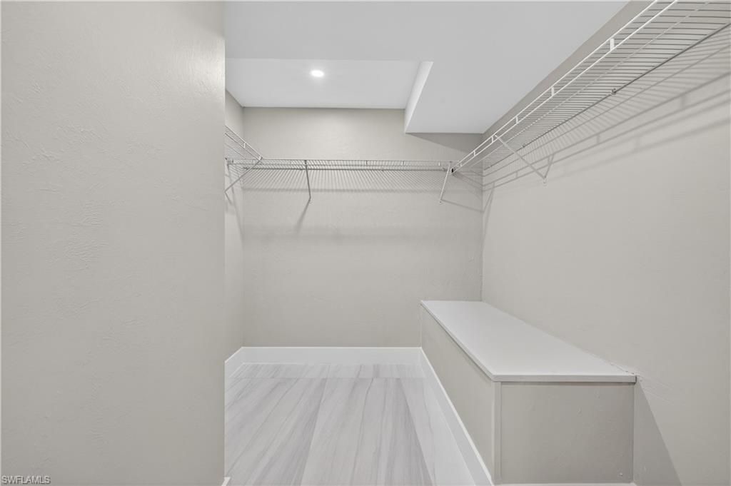 990 8th St S, Unit 1C, Naples, FL 34102 Photo