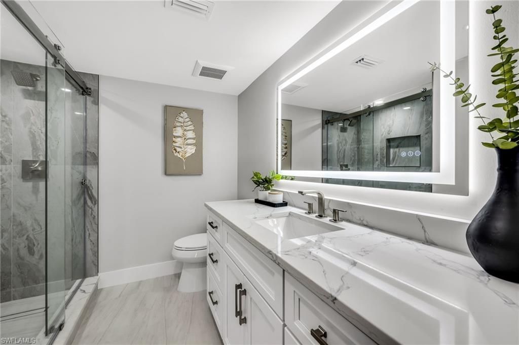 990 8th St S, Unit 1C, Naples, FL 34102 Photo