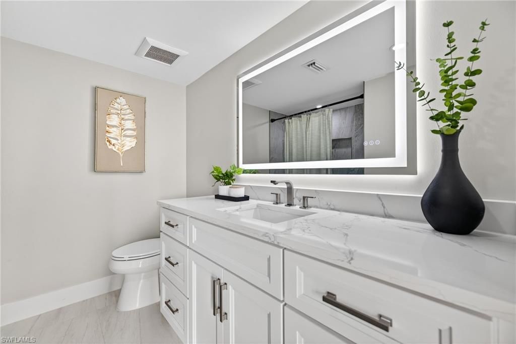 990 8th St S, Unit 1C, Naples, FL 34102 Photo