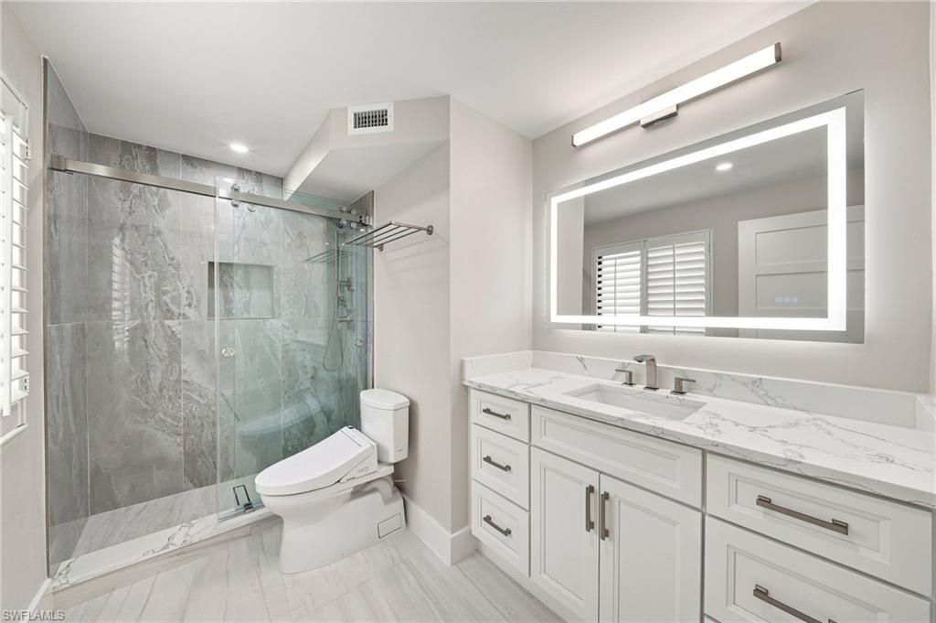 990 8th St S, Unit 1C, Naples, FL 34102 Photo
