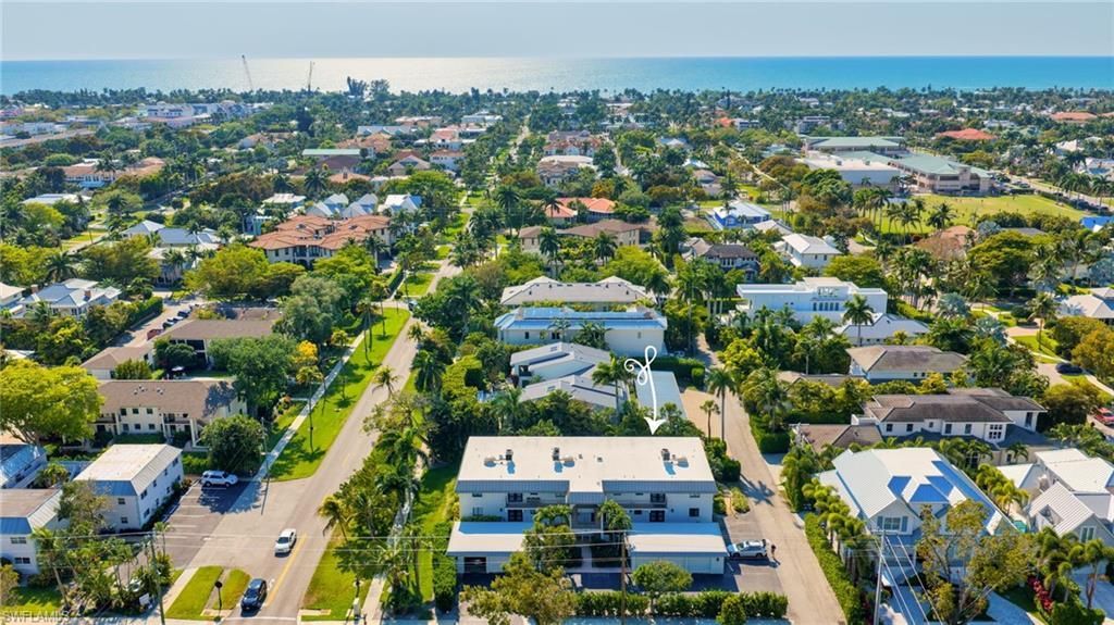 990 8th St S, Unit 1C, Naples, FL 34102 Photo