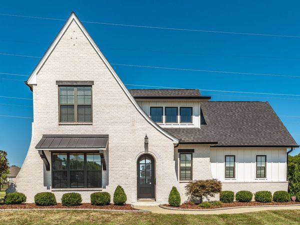 977 Westbrook Dr, Gallatin, TN 37066