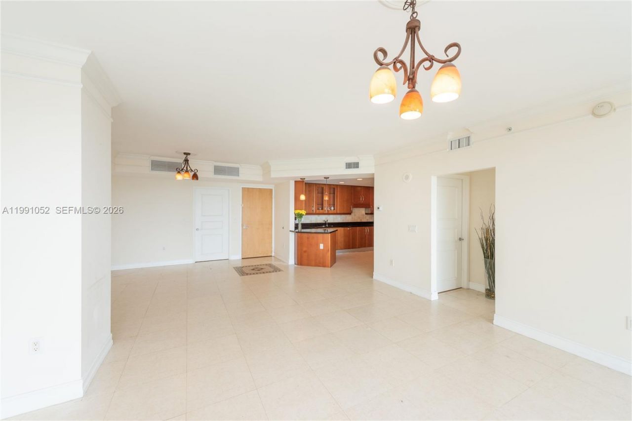 19400 Turnberry Way, Unit 1621, Aventura, FL 33180 Photo