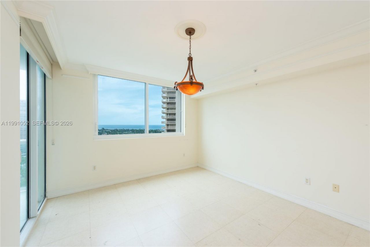 19400 Turnberry Way, Unit 1621, Aventura, FL 33180 Photo
