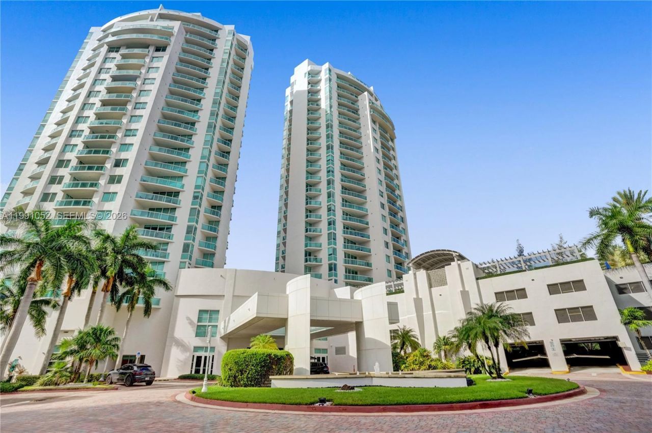 19400 Turnberry Way, Unit 1621, Aventura, FL 33180 Photo