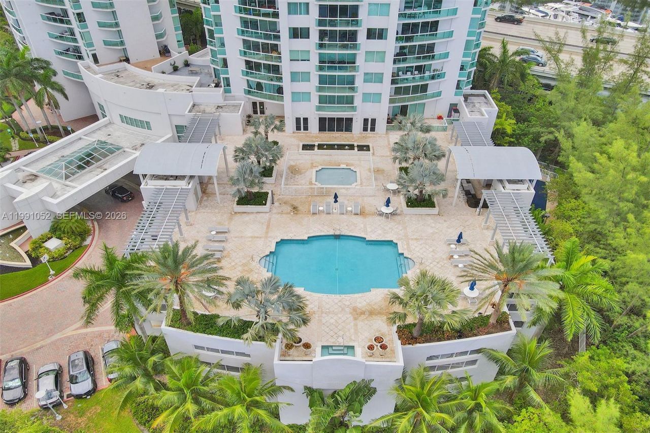 19400 Turnberry Way, Unit 1621, Aventura, FL 33180 Photo