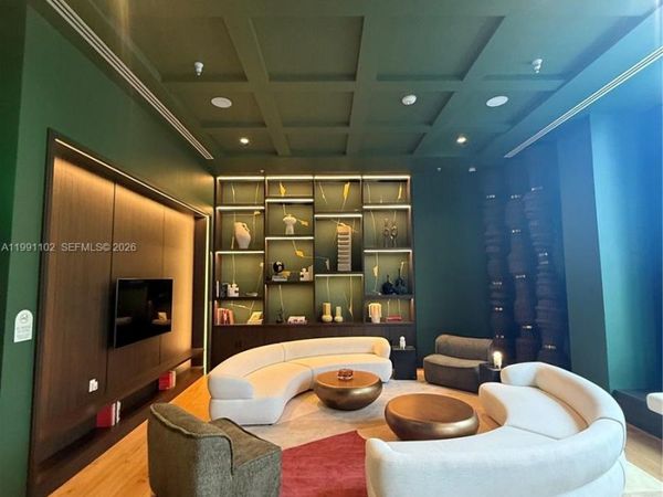 11 NE 6 STREET, Unit 706, Miami, FL 33132