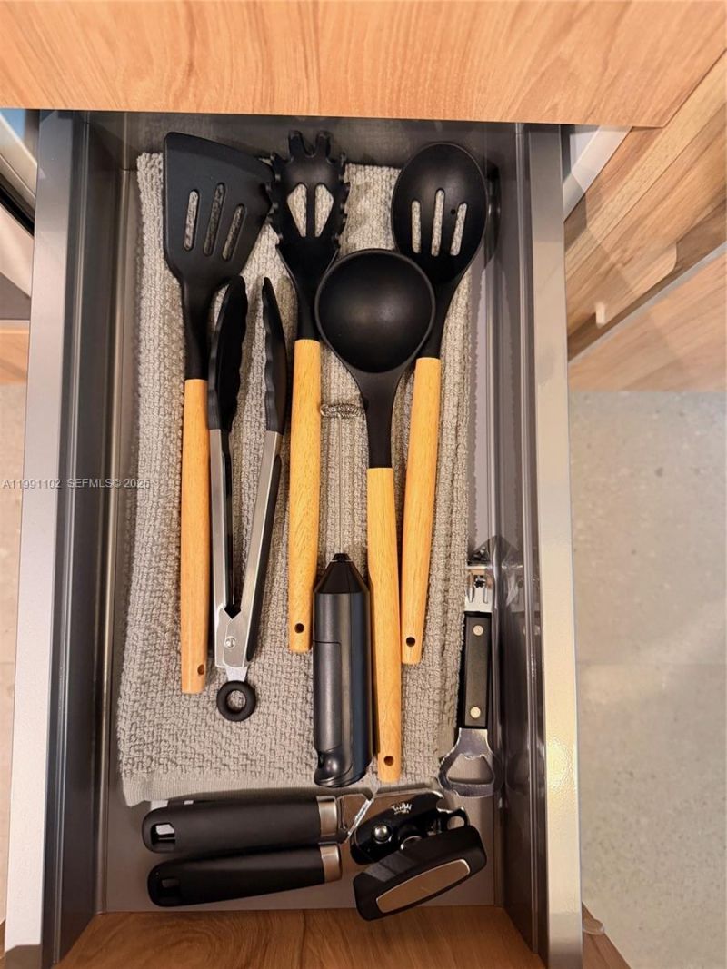 11 NE 6 Street, Unit 706, Miami, FL 33132 Photo